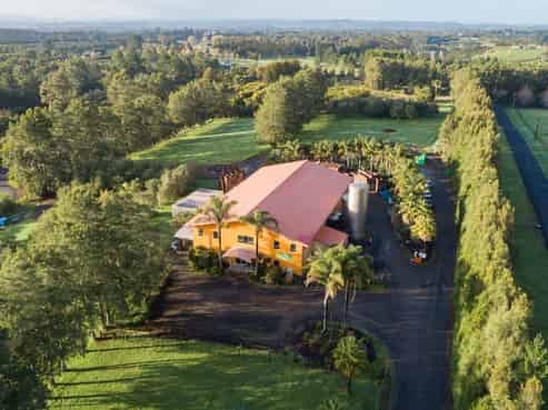 Tilt slab building, Priced to sell