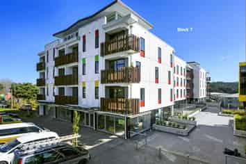 512/22 Library Lane, Albany