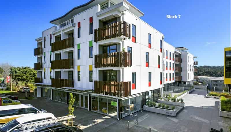 512/22 Library Lane, Albany