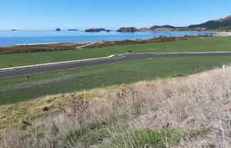 68 Skippers Road, Opito Bay