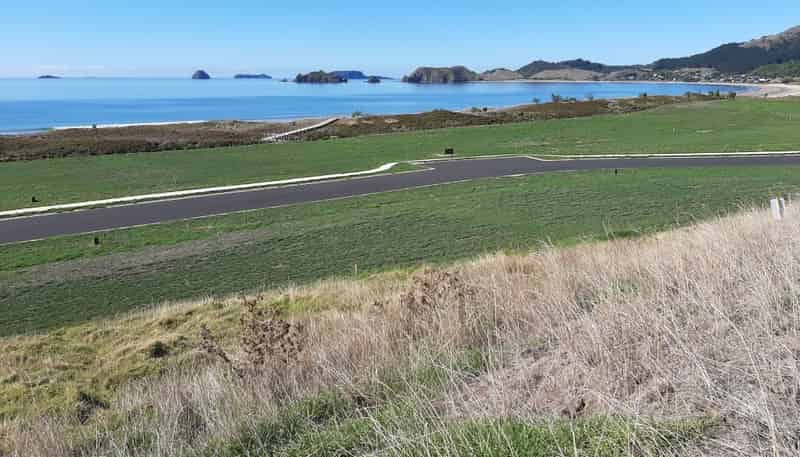 68 Skippers Road, Opito Bay