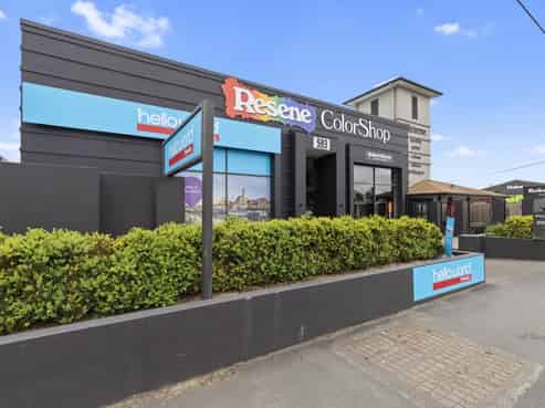 Prime Te Rapa retail space with office for lease