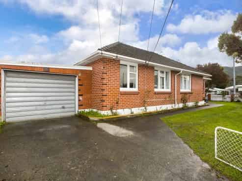 53 Totara Park Road, Clouston Park