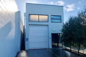 Affordable Compact High Stud Warehouse