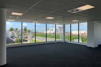 A GRADE OFFICE WITH OPTIONS