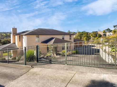 194 Greenhithe Road, Greenhithe