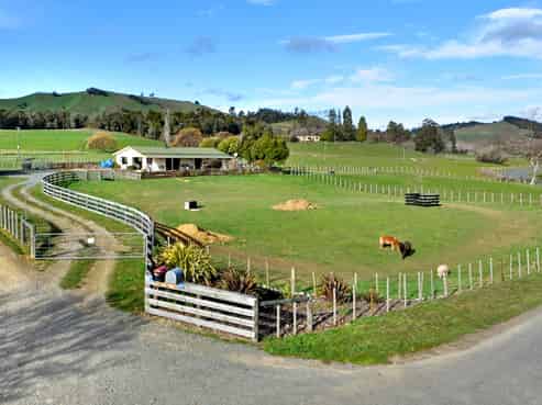 11 Thorn Road, Dovedale