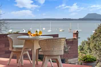 69 Omokoroa Road, Omokoroa