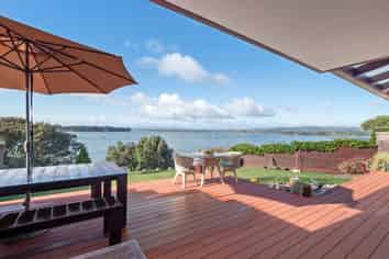 69 Omokoroa Road, Omokoroa