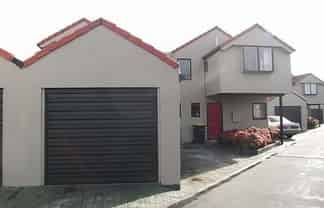 2/10 Dilworth Street, Riccarton