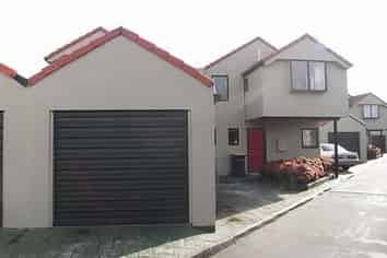 2/10 Dilworth Street, Riccarton