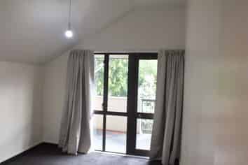 2/10 Dilworth Street, Riccarton