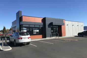 Fantastic exposure, Well positioned