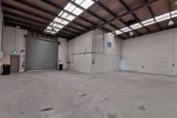 Addington Warehouse/Office Opportunity