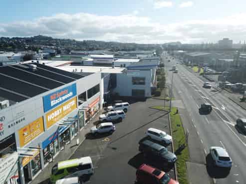 325sqm first floor office w/ excellent exposure