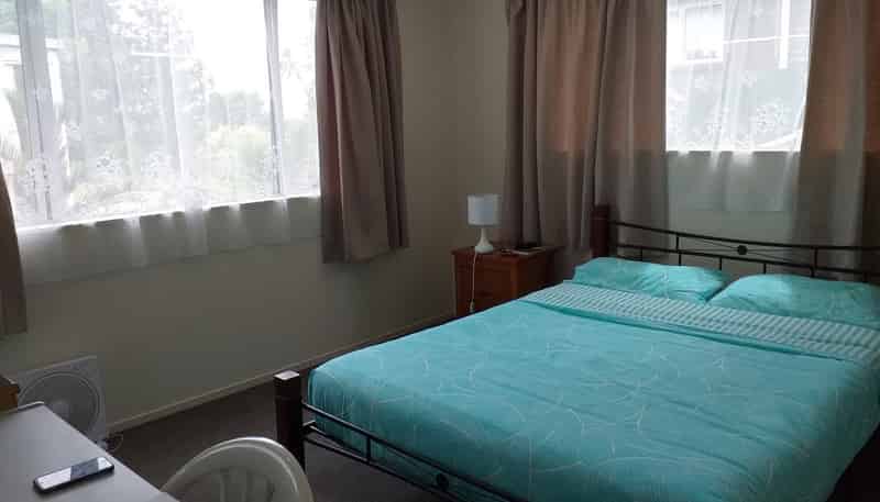 1/53 West Coast Road, Glen Eden