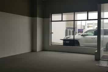 Courtenay Street Exposure.