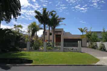 34 Cliff Road, Torbay