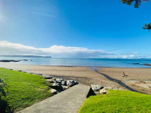 184 Kawakawa Bay Coast Road, Kawakawa Bay