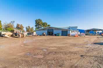 Inner-city light industrial workshop and office