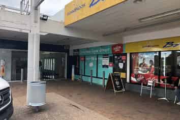 SUNNYNOOK SHOPPING CENTRE OPPORTUNITY