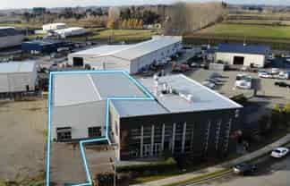 Immaculate Modern Warehouse