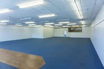 Established Retail Complex - 285sqm Available Now