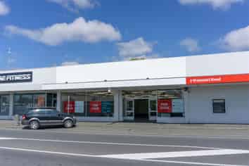 Established Retail Complex - 285sqm Available Now