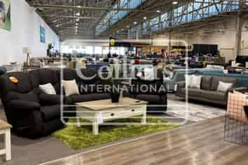 Expansive High-Stud Mt Wellington Retail