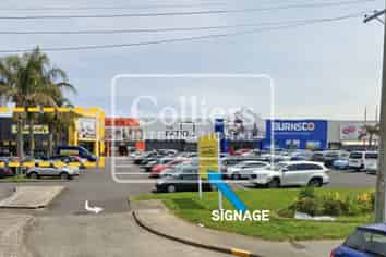 Expansive High-Stud Mt Wellington Retail