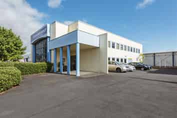 Freehold Standalone Building! - 835m²