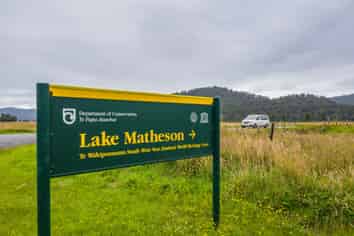 Iconic Matheson Cafe & ReflectioNZ Retail Store For Sale In Fox Glacier