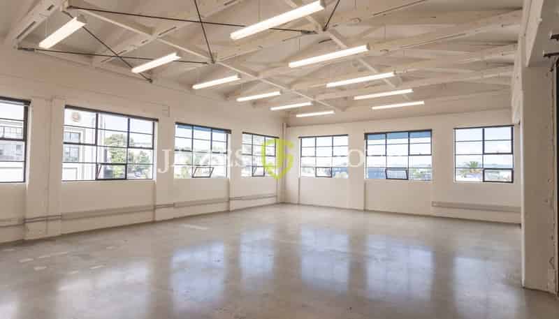 317 New North Road, Kingsland