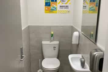 Immaculate Central City Warehouse!