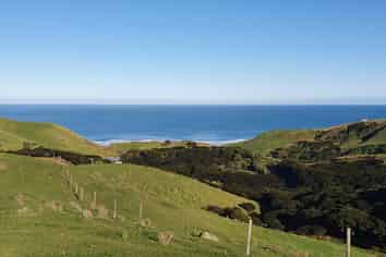 1549 Whaanga Road, Raglan