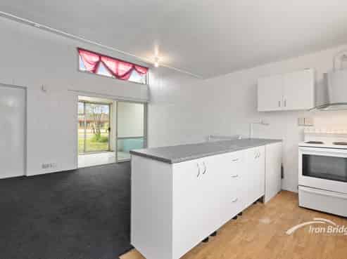 29K Springs Road, Parakai