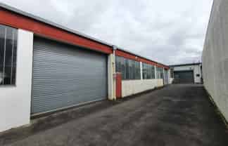 Options on Captain Springs Road