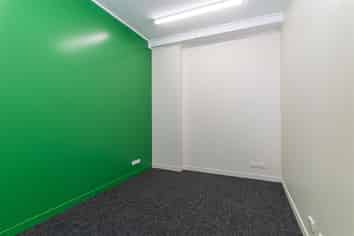 Queen Street Premises for Lease