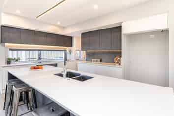 9 Picadilly Avenue, Casebrook