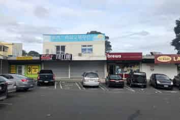 Retail opportunity with fantastic road frontage