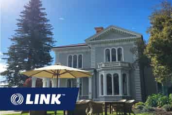 Ultimate Lifestyle Cafe, Sunny Nelson Is Calling!