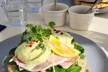 Ultimate Lifestyle Cafe, Sunny Nelson Is Calling!