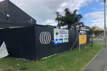 Warehouse / Bulk Retail / Showroom - Road frontage