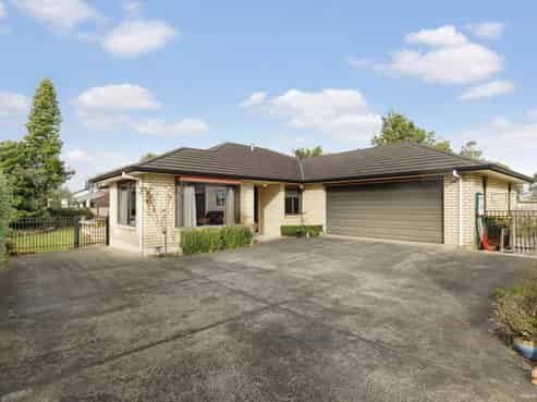 25A George Crescent, Buckland