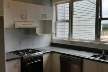 6/40 Clonbern Road, Remuera