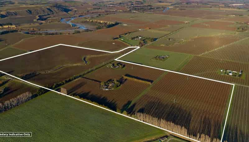 1736 Redwood Pass Road, 