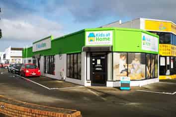 Corner Profile On Norton Road