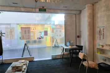 Tenanted retail in Newmarket station square