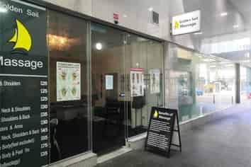 Tenanted retail in Newmarket station square