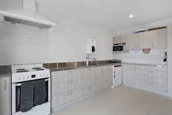 Live - make money & play at Highlands Motorsport Park